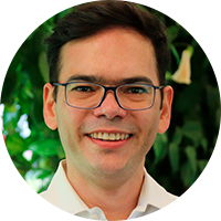 Dr. Cledir Santos